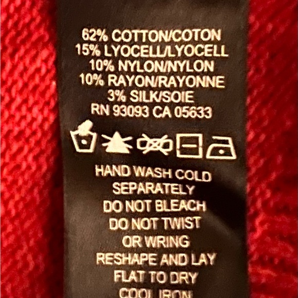 Women’s Sweater - Picture 5 of 5